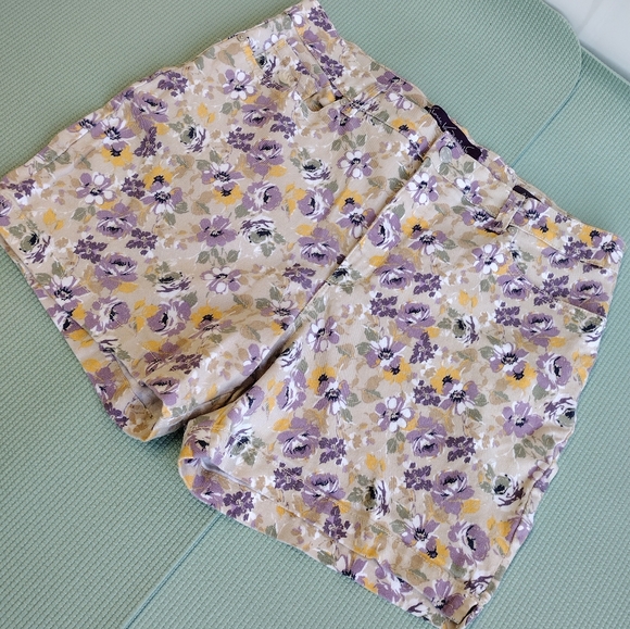 Gloria Vanderbilt Pants - Gloria Vanderbilt Denim Floral Stretch High Waist Shorts Size 14